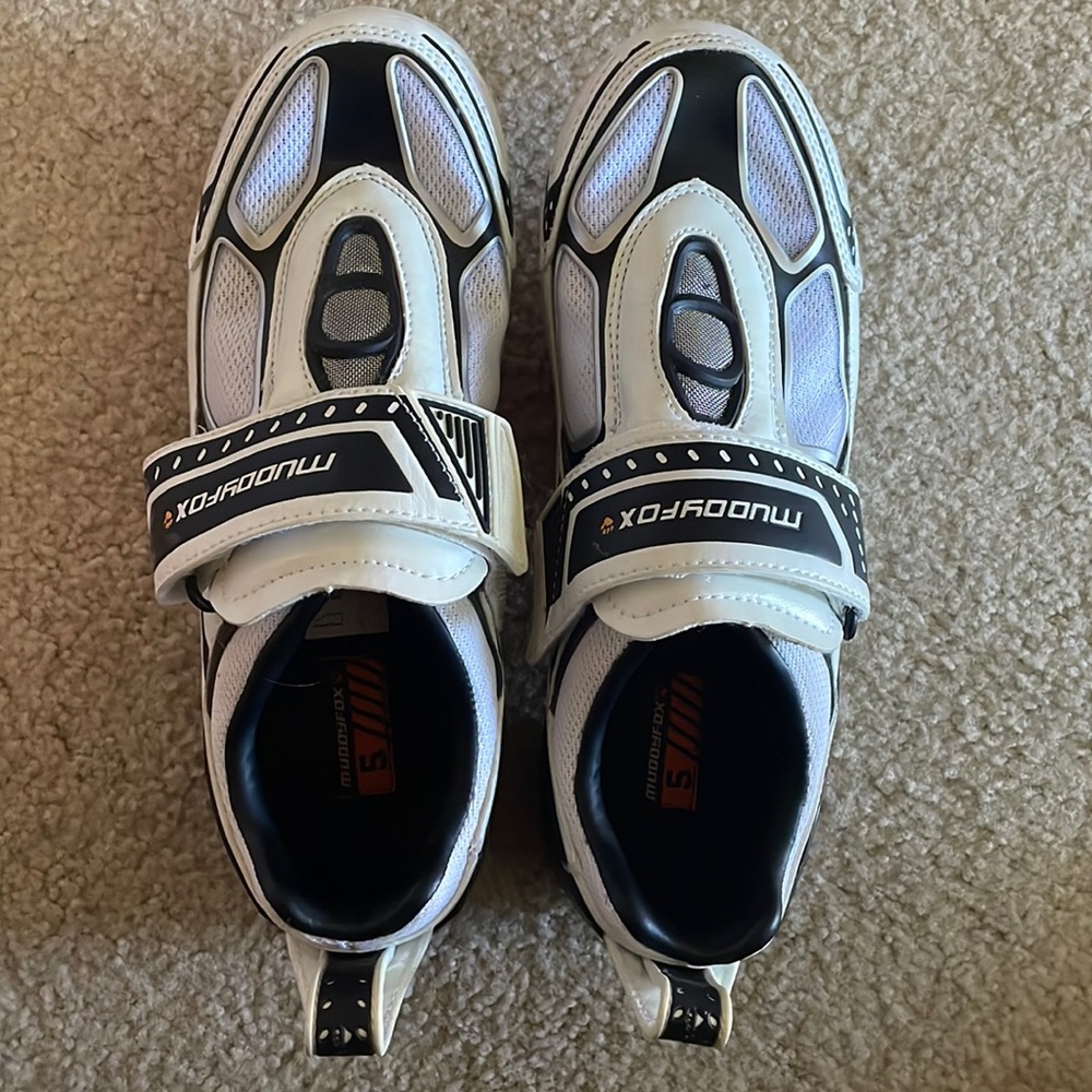 Muddyfox TRI 100 Clip-In Cycling Shoes for Peloton